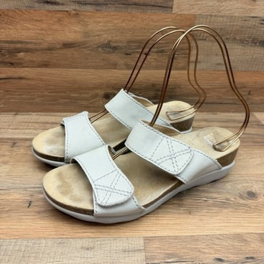 Dansko Maddy Women's Size 10.5 EU41 Leather Sandals, Ivory Milled Nubuck